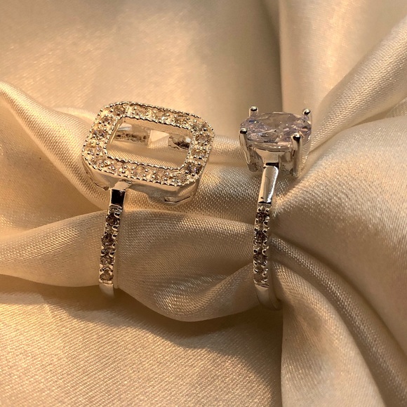 925 Sterling Silver Rectangular Engagement Ring Set - Picture 9 of 13